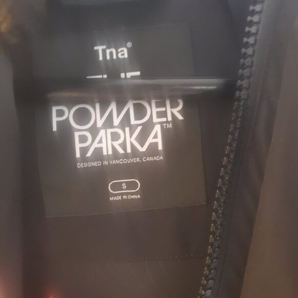 Aritzia powder jacket - Picture 12 of 13